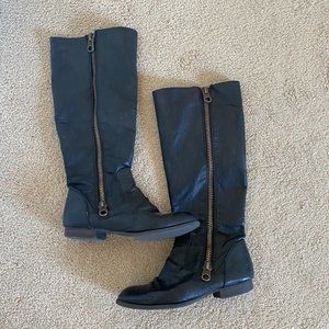 Black knee-high faux leather boots